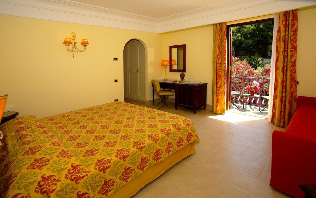 Arciduca Grand Hotel Λίπαρι Δωμάτιο φωτογραφία